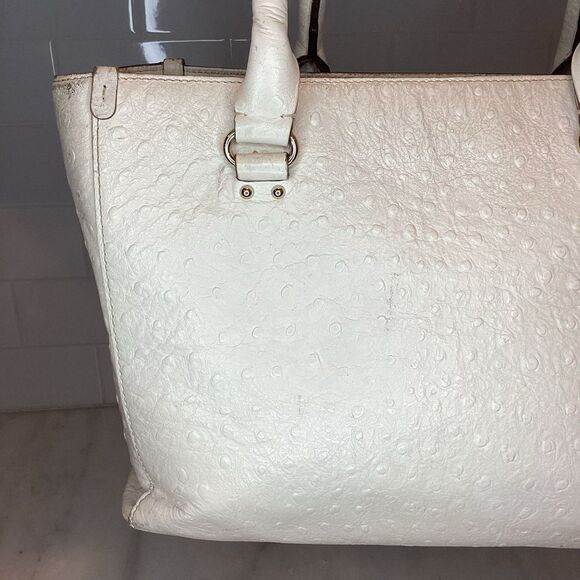 Kate Spade Wellesley Quinn Ostrich Tote Preloved - Picture 4 of 16